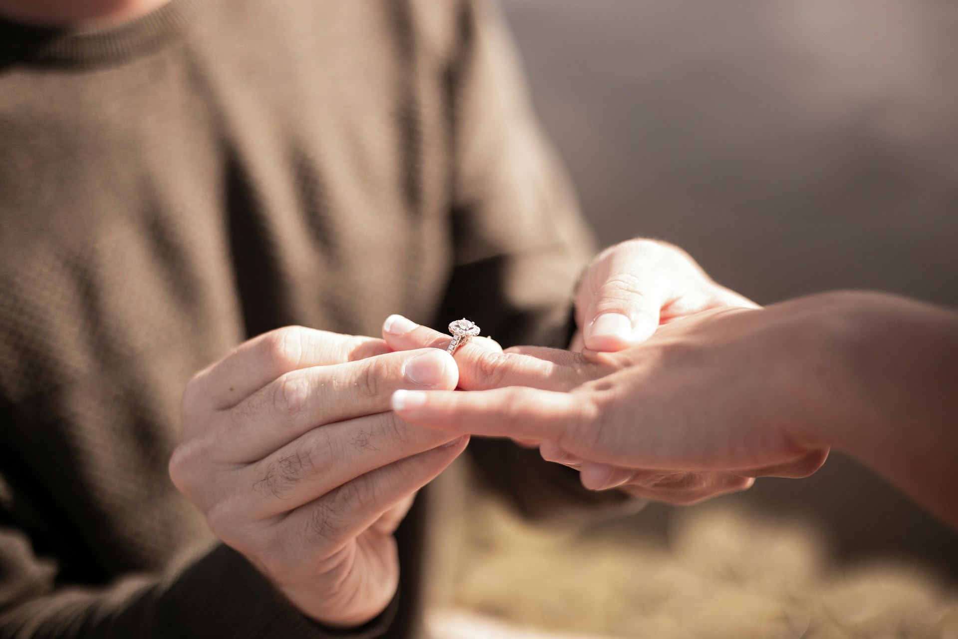 Demande en mariage en Love Room : et si vous vous disiez oui dans un cadre intime et inoubliable ?